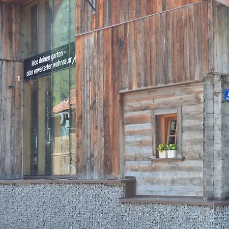 Apartman Garten Lutz *