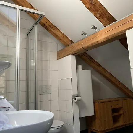 Garten Lutz Apartman *